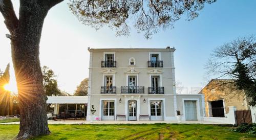 Maison de maître dans la nature