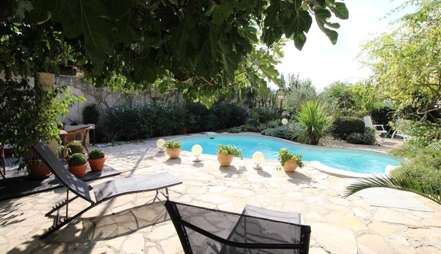 MAISON DE MAITRE 230m² (10 couchages) EN PLEIN COEUR DU VILLAGE