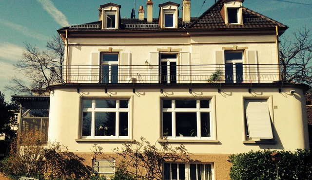 Maison de maître, close to forest and town. Ideal place for cyclists.