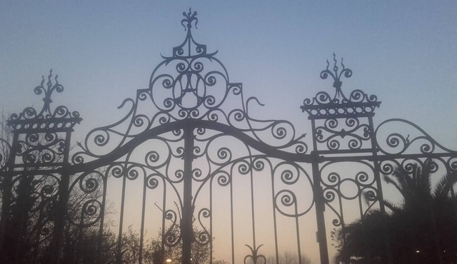 Maison de maître dating from 1830 - 25 mns from the beaches - 5mns from Narbonne