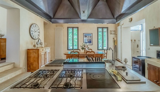 Maison DE Maitre à 20 mn de Marseille et 15 mn D'aix en Provence