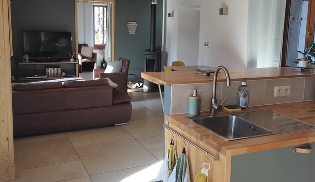 Maison de Montagne Rénovée Avec Poêle à Bois