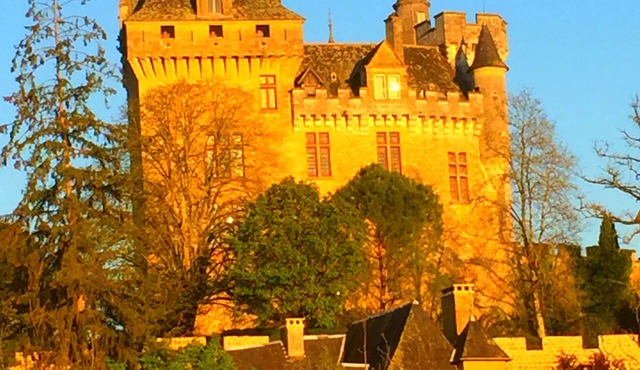 Maison de Montfort -Ideal Location near Sarlat Fabulous View Of Chateau Montfort