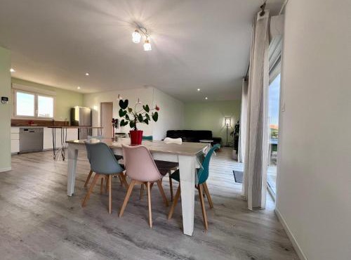 MAISON DE OSIER-JUSQU'A 6 PERSONNES-WIFi