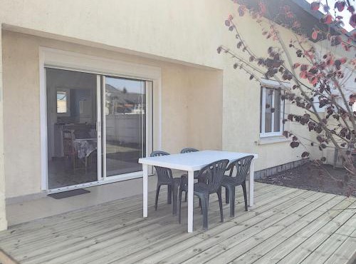 Maison de plain-pied avec terrasse, centre ville, à 150m de la plage - FR-1-361-334