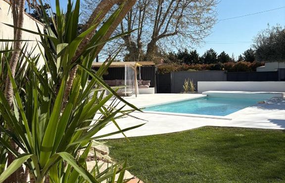 Maison de standing proche de la mer