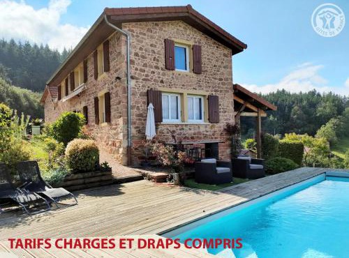 Maison de vacances spacieuse avec jardin et animaux admis - FR-1-496-247