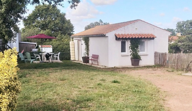 Maison de Vacances à Louer Type F2 à 10 mn des Plages, 2 Couchages 4 Personnes