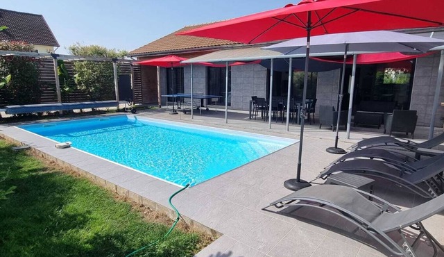 Maison de Vacances Avec Piscine - La Maison des Lacs