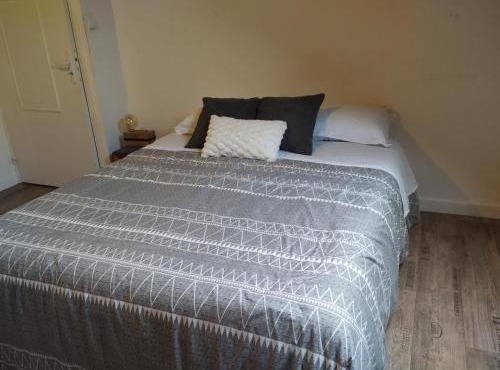 Maison de ville à 10 min du PAL