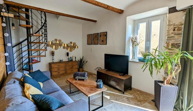 Maison de village en pierre