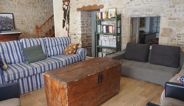 Maison de village spacieuse et confortable