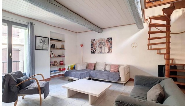 Maison de Village Atypique Avec Terrasse, Espace Détente 15 mn de la Plage