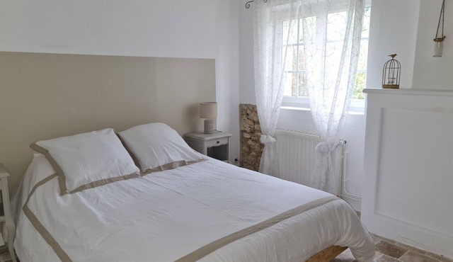 Maison de Village au Calme Avec Extérieurs. A Proximité de Grignan