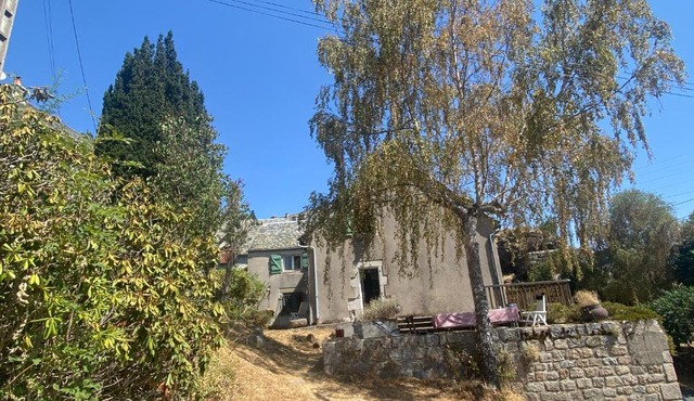 Maison de village avec terrasse et jardin Saint Urcize