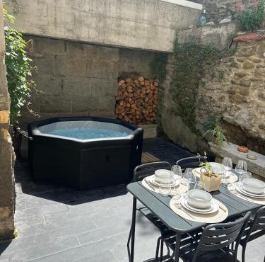 Maison de village avec spa