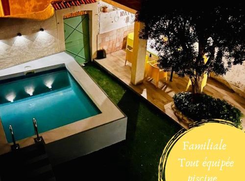 Maison de village avec piscine