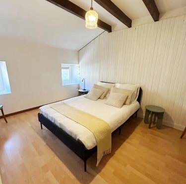 Maison de village centre Ariège proche Foix