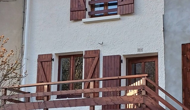 Maison de village dans une belle vallée paisible à découvrir.