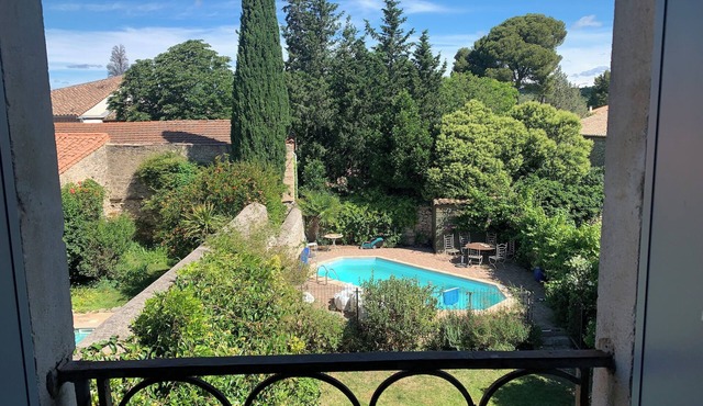 Maison de Village Jardin Piscine Grand séjour 7 chambres proche Sète Montpellier