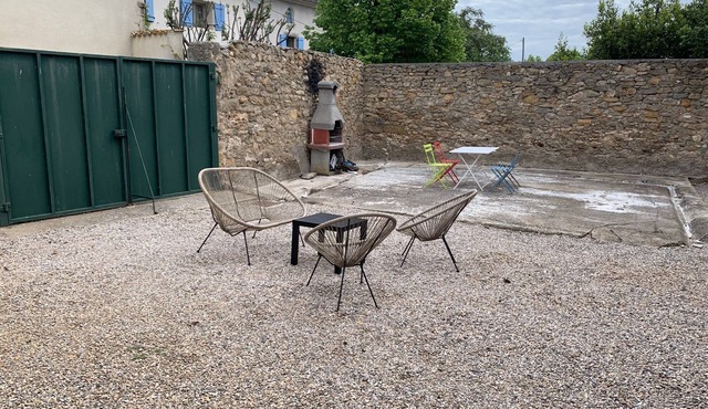 Maison de Village Avec Deux Cours