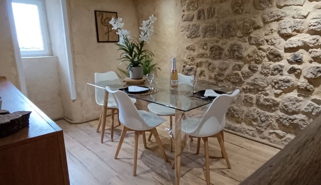 Maison de Village Typique des Corbières Quartier Médiéval