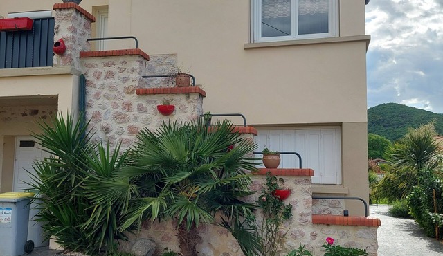 Maison de Ville Dans Quartier Residentiel Classé 3 Etoiles