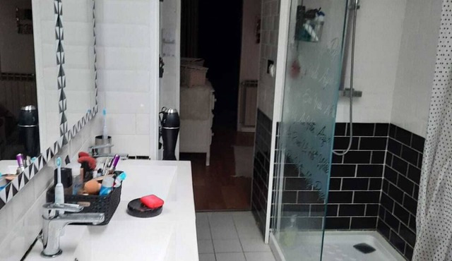 Maison de Ville de 300 Mètres Carrés