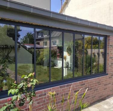 Maison de ville entièrement rénovée avec jardin