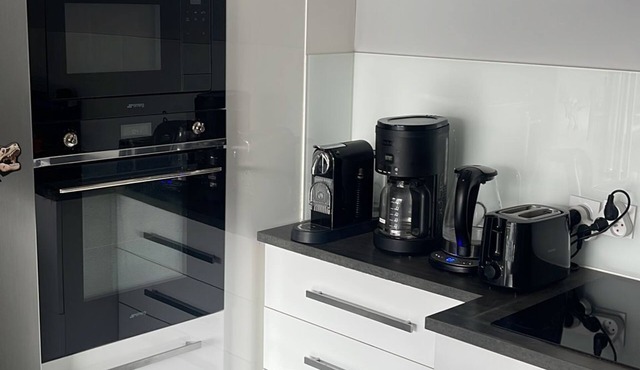 Maison de Ville, Piscine Privée, Parking Lyon