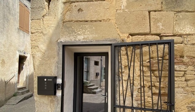 Maison de Ville Pont du Gard Centre Historique