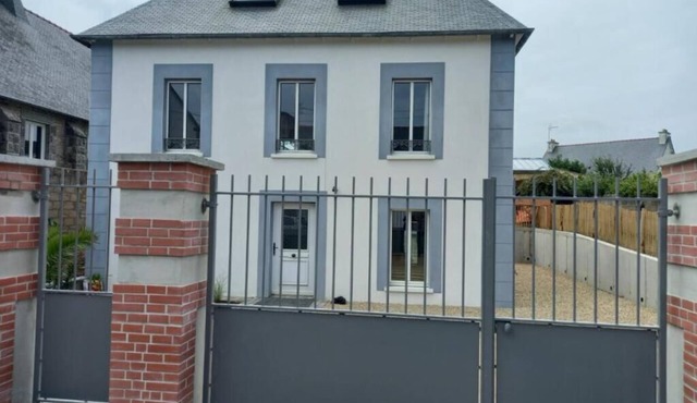 Maison de Ville Proche Centre et Plage