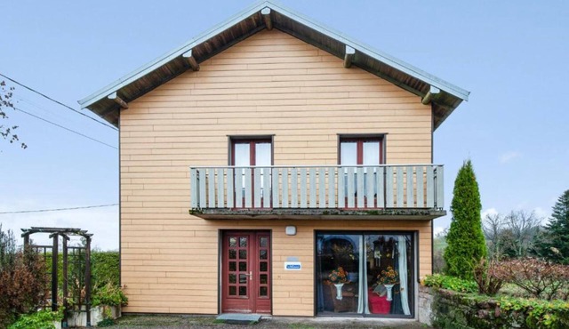 Maison des 4 Vents with Mountain View, Private Terrace and Wi-Fi