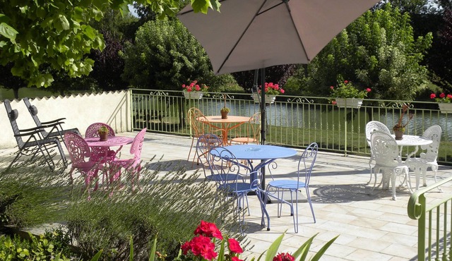 MAISON des FORGES, In Buffon, village of Auxois facing the Bourgne Canal