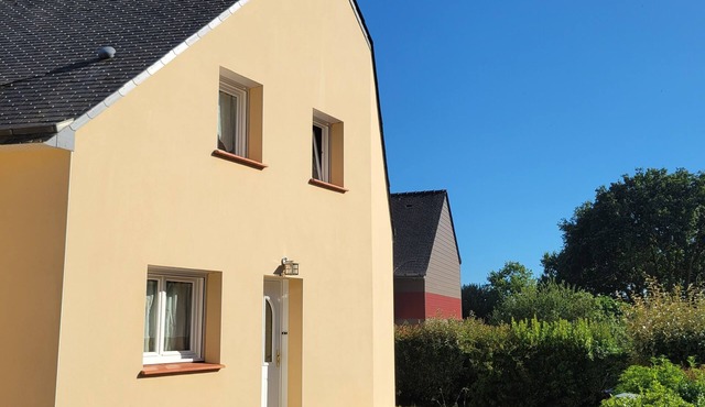 Maison du bonheur - 2kms from the beach