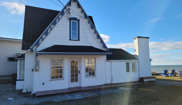 Maison du bord du fleuve à 5 min du centre ville