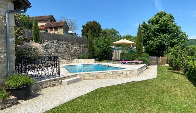 Maison du Bourg with private pool - Charming gîte for 4 near SARLAT