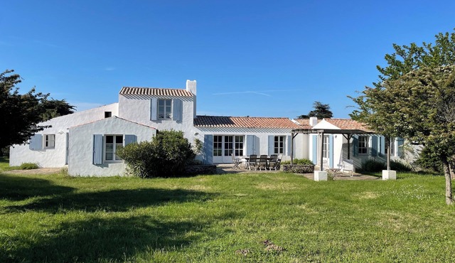 Maison du Clouzy for 9 people in Ile d'Yeu