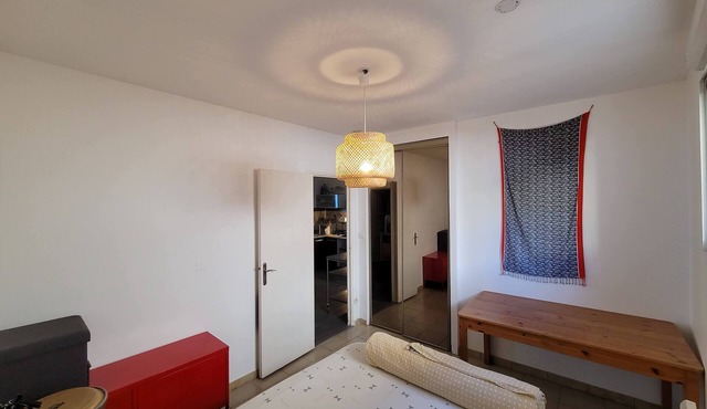 Maison du musicien (Ground-floor apartment with private garden, quiet location)