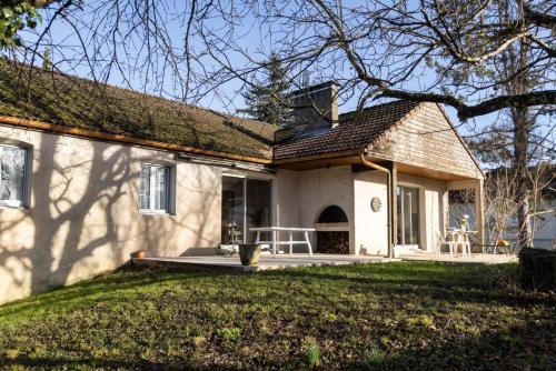 Maison du noyer - proxi forêt - piano et jardin