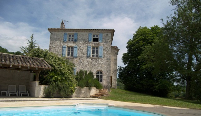 MAISON DU QUERCY 8 people - PRIVATE POOL - TENNIS