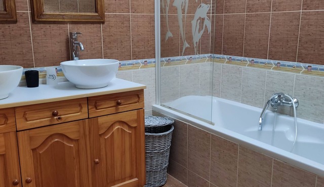 Maison Duplex Dans Petit Village à 15km des Plages