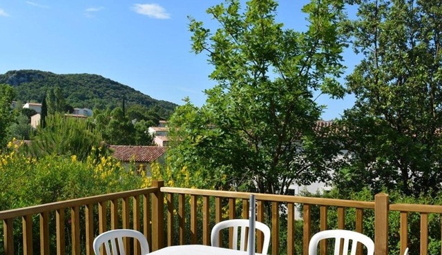 Maison duplex cosy 3 pièces, 6 pers. avec terrasse, parking, WIFI et animaux admis - Grospierres - FR-1-382-13