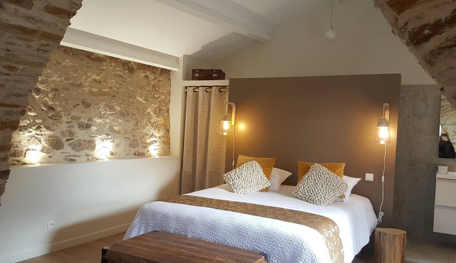 Maison Elora, at the foot of the Heric Gorges