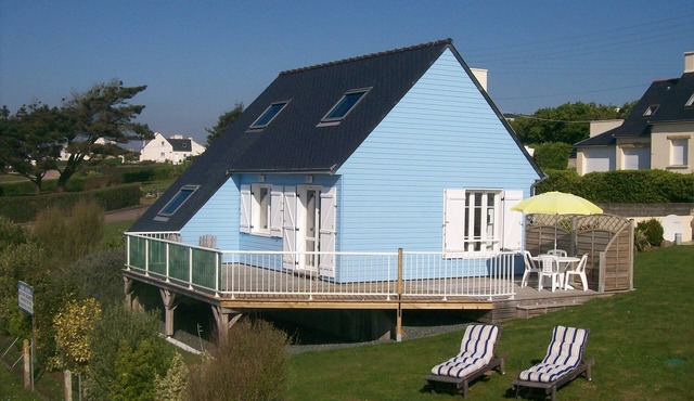 Maison en bois 3* à 2 pas de la mer et du GR 34, Wifi, Bicycles, Parking, Garden