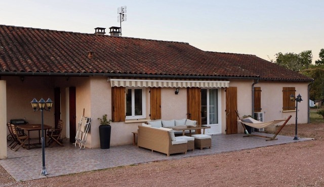 MAISON EN PERIGORD VERT, 6 places