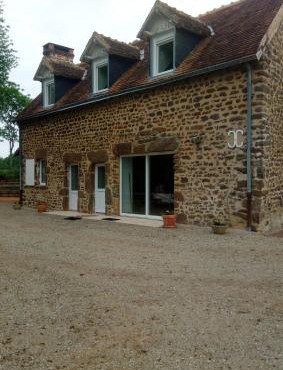 maison en pierre de pays