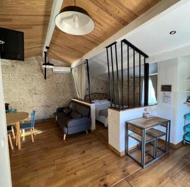 Maison en pierres, calme et authenticité vendéenne