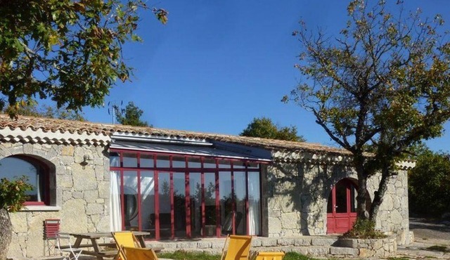 Maison en Pleine Garrigue & Piscine