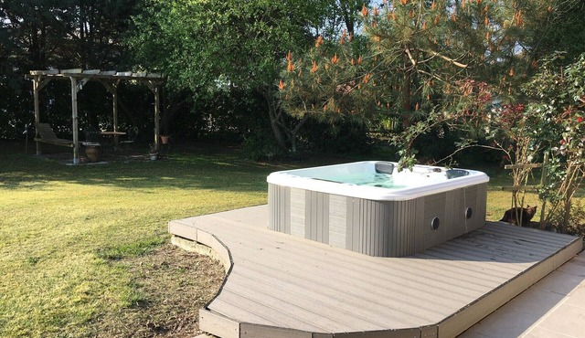 Maison en Pleine Nature Proche Océan - Jacuzzi 5 Places